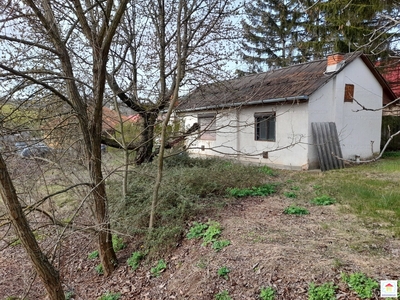 Eladó lakóövezeti telek - Erdőkertes, Kilencholdas