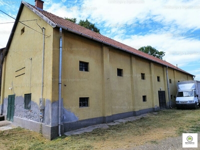 Eladó lakóövezeti telek - Hatvan, Nagytelek utca