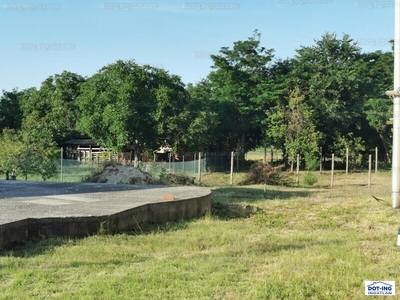 Eladó lakóövezeti telek - Naszály, Komárom-Esztergom megye