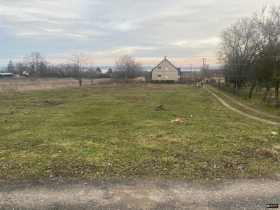 Eladó lakóövezeti telek - Révfülöp, Veszprém megye
