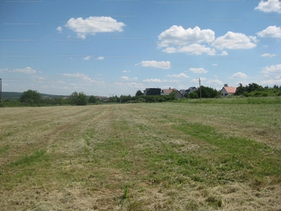 Eladó lakóövezeti telek - Sopron, Virágvölgy