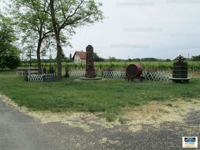 Eladó nyaralótelek - Balatonőszöd, Öreghegy