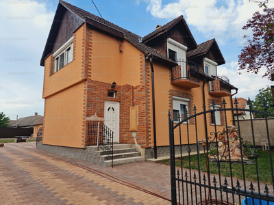 Eladó szálloda, hotel, panzió - Hajdúszoboszló, Dede zug