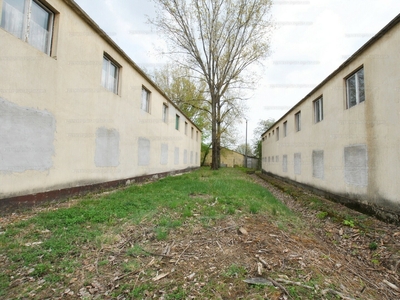 Eladó szálloda, hotel, panzió - Százhalombatta, Pest megye