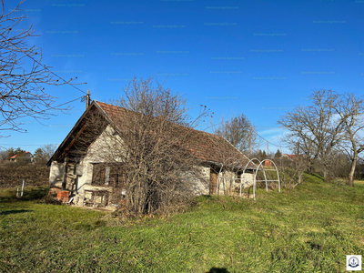 Eladó tanya - Balatonfőkajár, Szőlőhegy