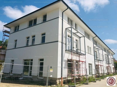 Eladó tégla lakás - Győr, Nádorváros