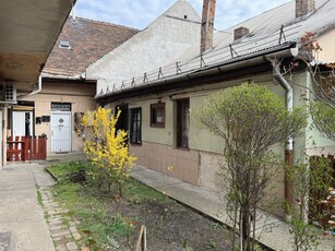 Eladó családi ház Budapest, IV. kerület, Baross utca