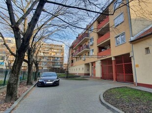 Eladó garázs Budapest, XIII. kerület, Angyalföld, Forgách köz, szuterén