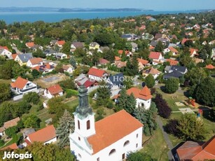 Eladó ház, Balatonszárszó