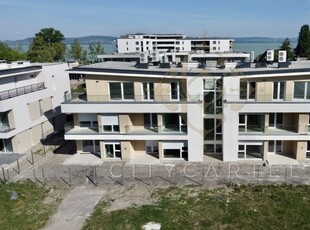 Eladó téglalakás Balatonlelle, földszint