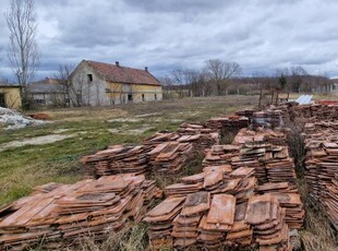 Eladó telek Tokodaltáró