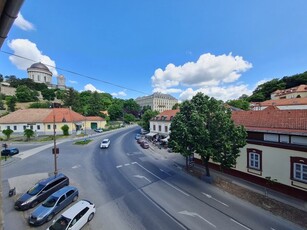 Kiadó téglalakás, albérlet Esztergom, Bajcsy-Zsilinszky Endre út, 2. emelet