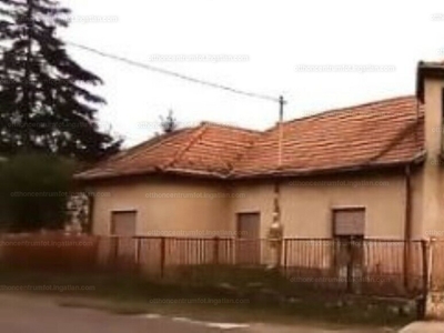 Eladó családi ház - Domoszló, Heves megye