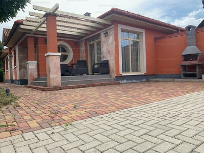 Eladó családi ház - Mosonmagyaróvár, Győr-Moson-Sopron megye