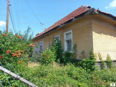 Eladó családi ház - Szentlőrinckáta, Pest megye