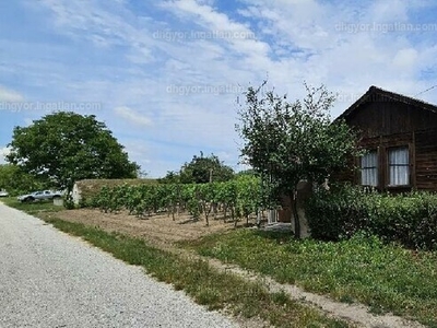 Eladó lakóövezeti telek - Bársonyos, Komárom-Esztergom megye