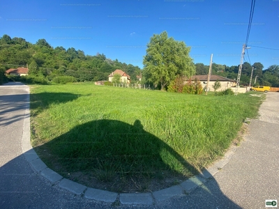 Eladó lakóövezeti telek - Miskolc, Juhar utca