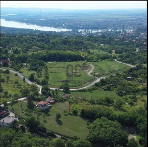 Eladó telek - Esztergom