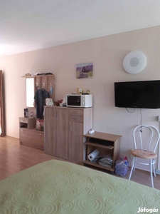 Csopakon nyaraló, apartman eladó - Csopak, Paloznak, Veszprém - Nyaralók, üdülők