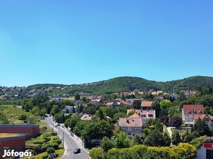 Panorámás, napfényes, 3 szobás lakás a Bécsi úton