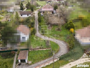 Eladó családi ház Galgahévíz, Galgahévíz panorámás részén