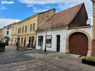 Eladó Üzlethelyiség, Pécs 31.900.000 Ft