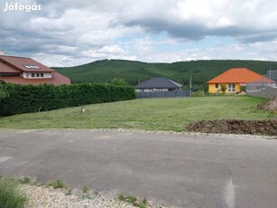 Építési telek eladó , Ostoros