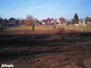 Építési telek kiváló adottságokkal 1800m2 Hajdúszoboszlón