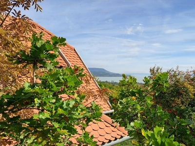 Eladó üdülőházas nyaraló - Balatongyörök, Becehegy