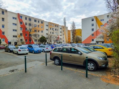 Eladó jó állapotú panel lakás - Budapest III. kerület