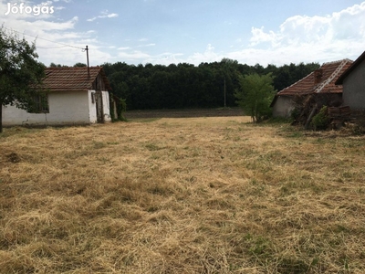 Egerlövőn építési telek eladó