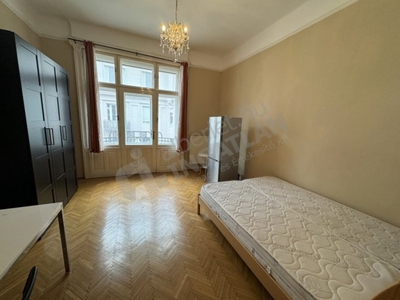 Kiadó téglalakás, albérlet Budapest, V. kerület, Lipótváros, Balassi Bálint utca, 3. emelet