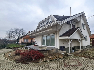 Sürgősen eladó 170 négyzetméteres 3 szobás családi ház Nagykátán! - Nagykáta, Pest - Ház