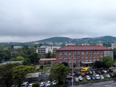 Vörösvári úton, felújított, panorámás lakás eladó - III. kerület, Budapest - Lakás