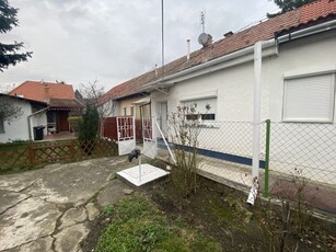 Eladó családi ház Budakeszi, Fő utca
