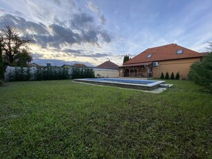 Eladó családi ház Pécs, Kertváros, Móra Ferenc utca