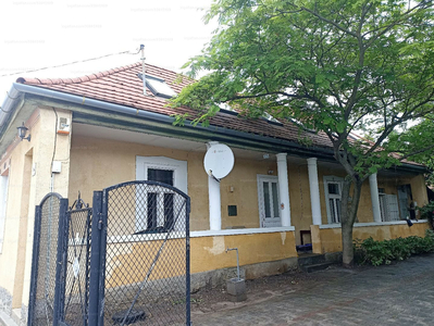 Eladó családi ház - Biatorbágy, József Attila utca
