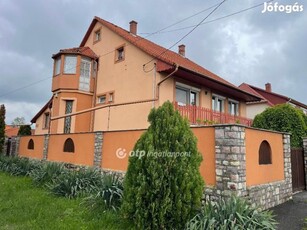 Eladó 6 szobás ház - Miskolc, Szirma