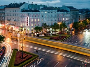 Eladó téglalakás Budapest, VI. kerület, Andrássy út, 2. emelet