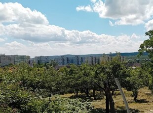 Eladó telek Budaörs