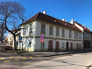 Eladó iroda/üzlethelyiség Győr 4 850 000 Ft