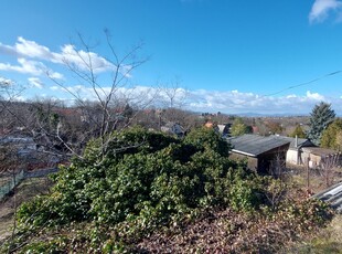 Mogyoródon panorámás telek eladó!