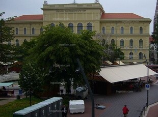 Szeged, Dugonics tér 11.