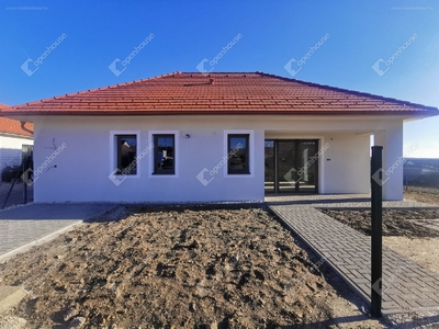 újépítésű, Szentkirályszabadja, ingatlan, ház, 144 m2, 79.900.000 Ft