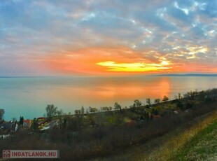 Eladó lakás Balatonfenyves 68 500 000 Ft