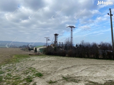 Pannonhalma, eladó telek