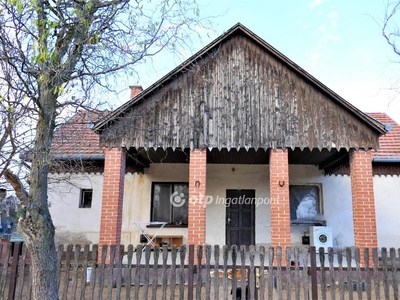 Eladó mezőgazdasági ingatlan - Felsőlajos