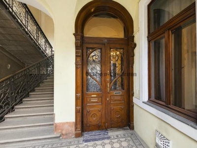 Eladó téglalakás Budapest, VIII. kerület, Palotanegyed, 2. emelet