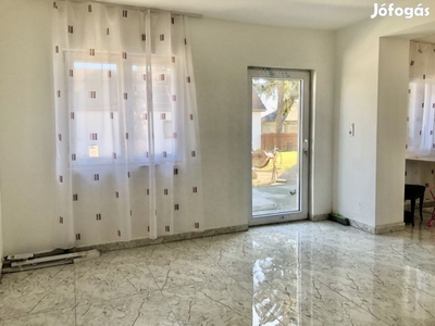 Siófok, Kiliti, 90 m2-es, családi ház, 2 szobás, jó állapotú