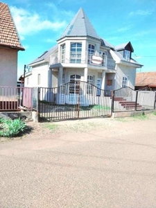 Eladó családi ház Tura, Arany János utca